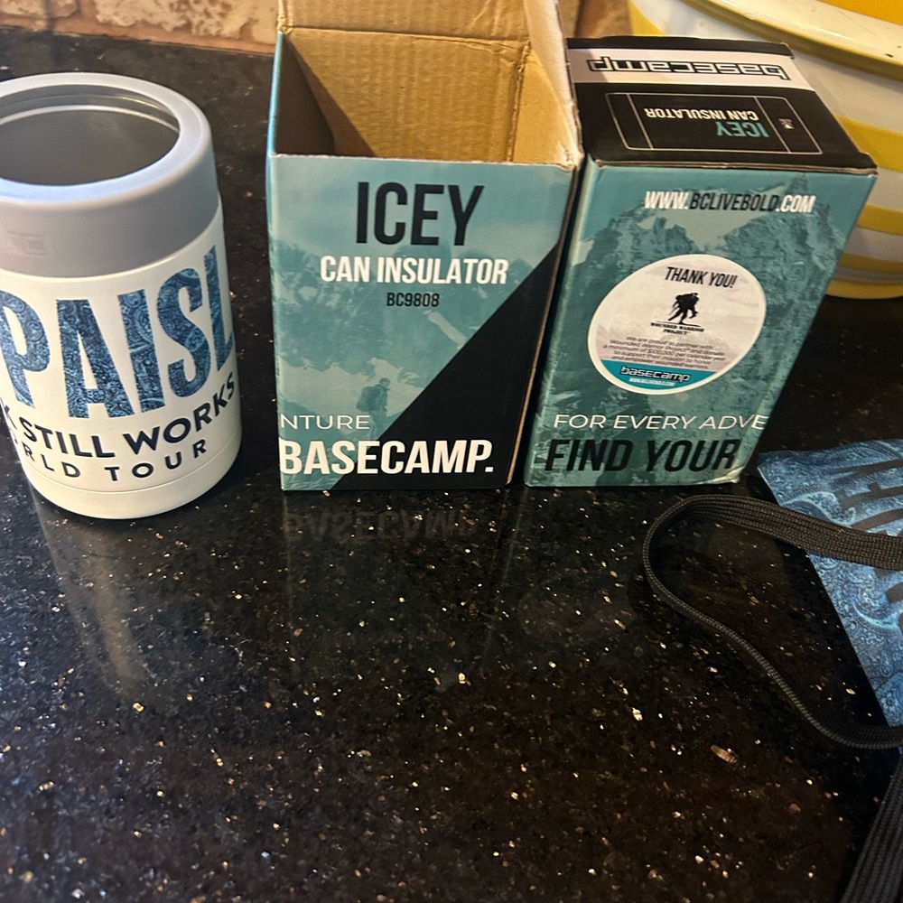 brad paisley VIP swag